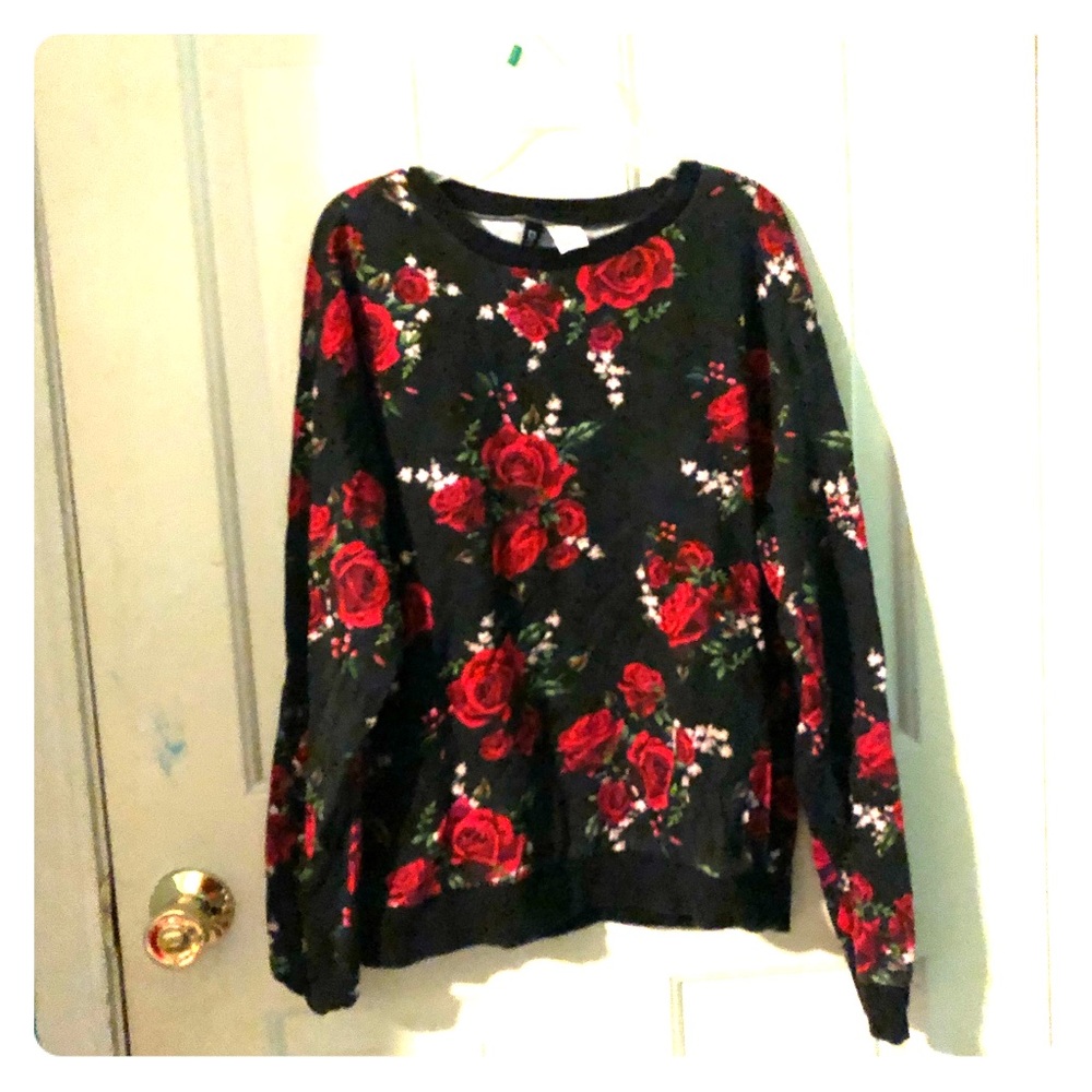 Black roses sweatshirt